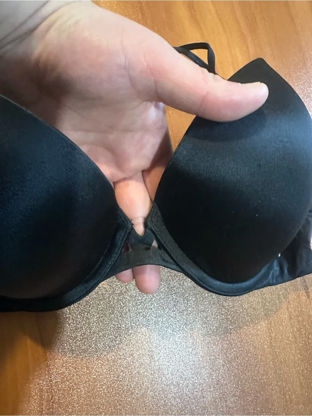 Victoria’s Secret Push Up Bra 34D Black Smooth T-Shirt Underwire Sexy Lingerie